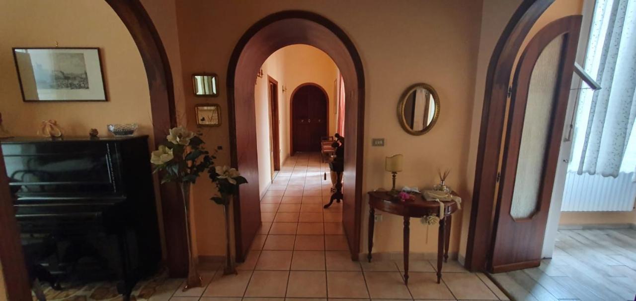 نابولي Le Vie Del Centro - B&B المظهر الخارجي الصورة