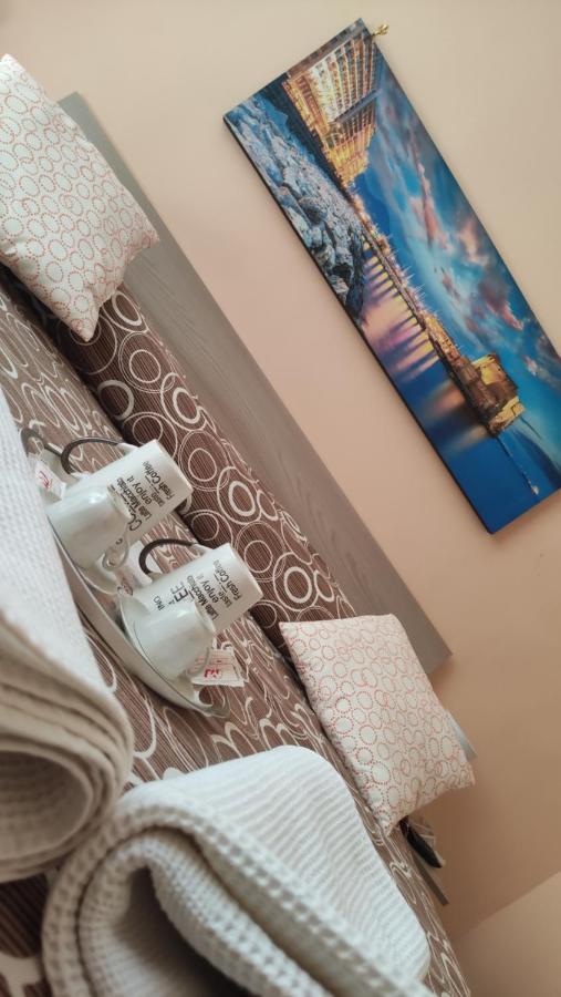 نابولي Le Vie Del Centro - B&B المظهر الخارجي الصورة